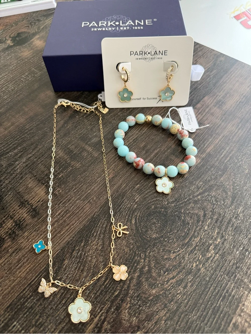 Park Lane August Elite Sparkle Box